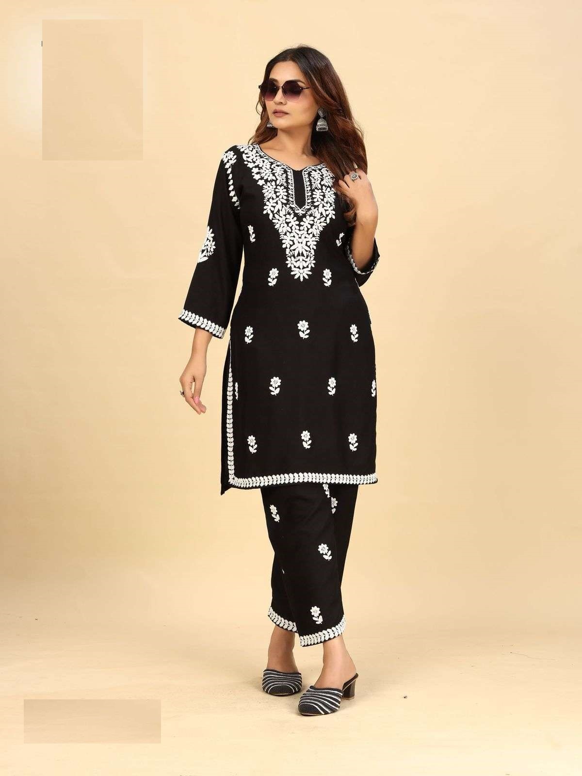 Summer Wear Plus Size Mal Cotton Lucknowi Kurta Sets 1101
