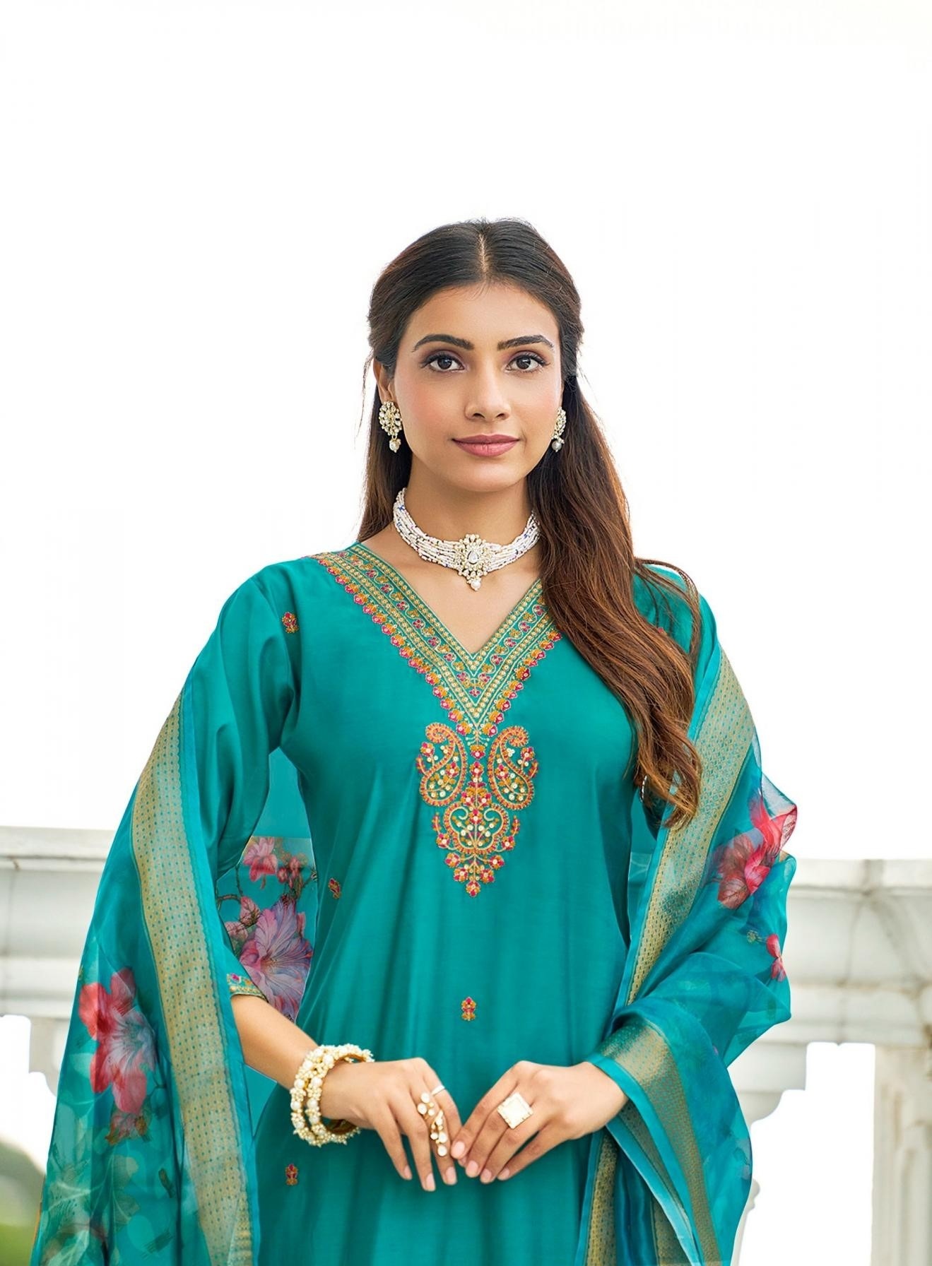 Plus Size Festive Wear Embroidered Straight Fit Kurta Sets 1001 - Image 8